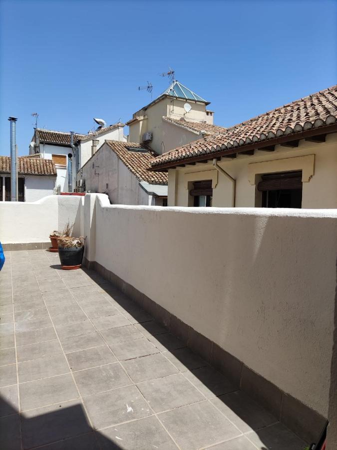 Апартаменты Atico Con Vistas En Granada Centro Экстерьер фото